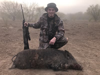 Meat Hog Hunts with professional hunting guide Dan Moody Hunting Services in Texas