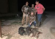 Meat Hog Hunts with professional hunting guide Dan Moody Hunting Services in Texas