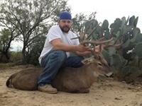 Texas Whitetail Hunts with professional hunting guide Dan Moody Hunting Services in Texas