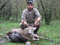 Texas Whitetail Hunts with professional hunting guide Dan Moody Hunting Services in Texas