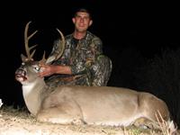 Texas Whitetail Hunts with professional hunting guide Dan Moody Hunting Services in Texas