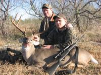 Texas Whitetail Hunts with professional hunting guide Dan Moody Hunting Services in Texas